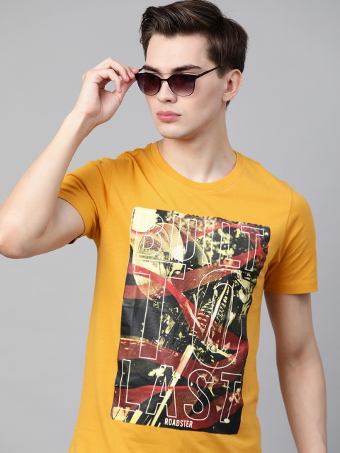 

Roadster Men Mustard Yellow Maroon Typography Printed Pure Cotton T-shirt