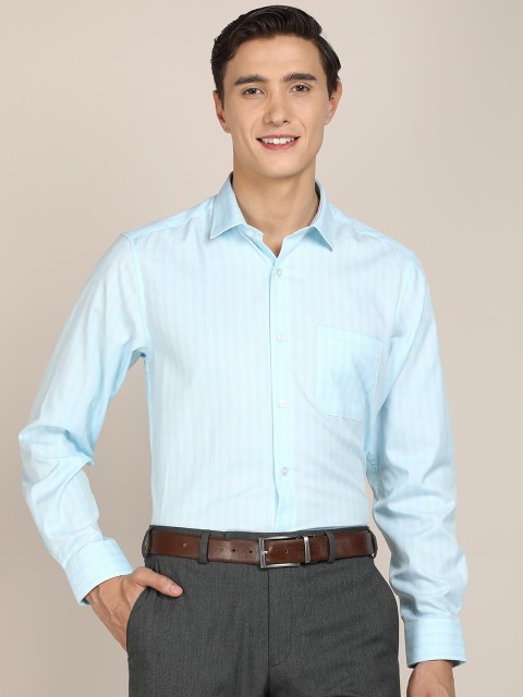 

Louis Philippe Men Blue & White Slim Fit Checked Formal Shirt