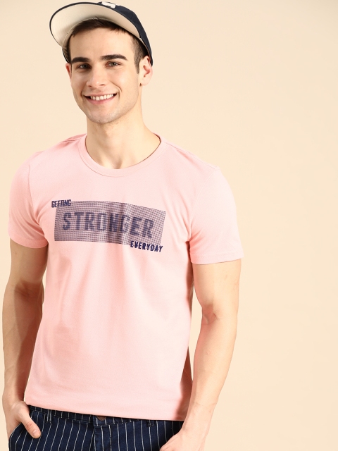 

United Colors of Benetton Men Pink & Blue Embellished Round Neck Cotton T-shirt