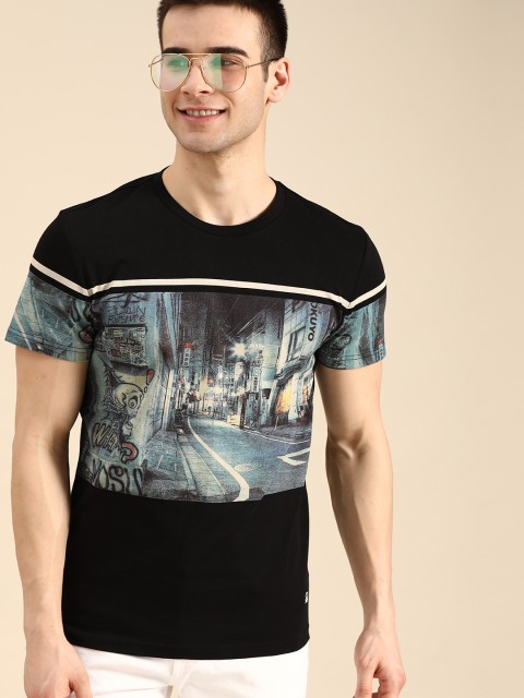 

United Colors of Benetton Men Black & Blue Printed Round Neck Cotton T-shirt