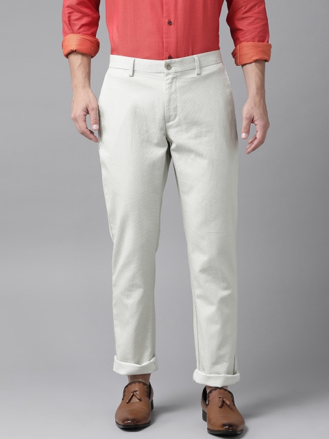 

Blackberrys Men Off-White & Grey Sharp Tapered Fit Printed Smart Casual Trousers
