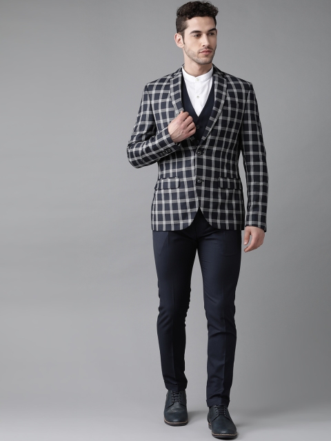 

Blackberrys Men Navy Blue & White Checked Phoenix Fit Single-Breasted 3-Piece Formal Suit