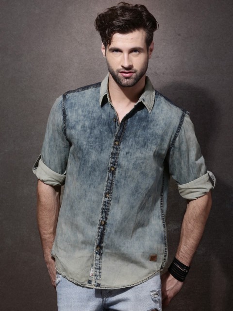 

Roadster Men Blue Regular Fit Acid Wash Casual Shirt