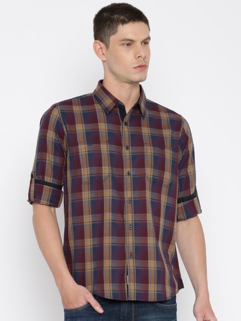

Roadster Men Navy & Maroon Regular Fit Checked Casual Shirt, Navy blue