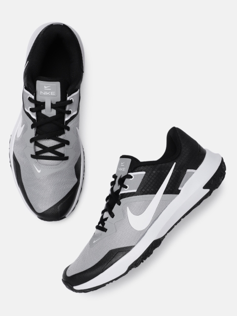 

Nike Men Grey & Black VARSITY COMPETE Training Shoes