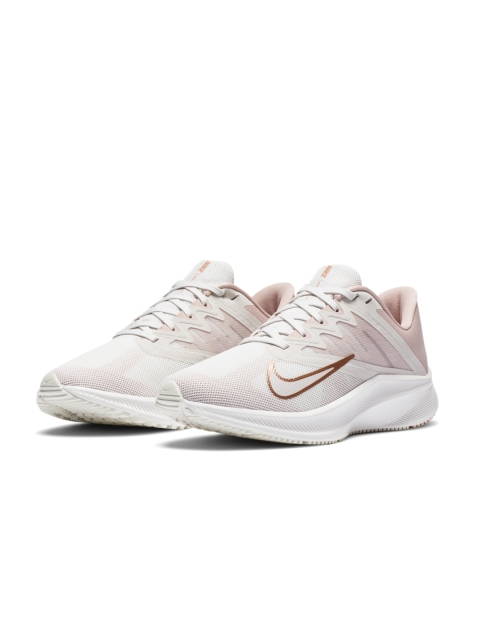 

Nike Women White & Pink Woven Design Quest 3 Running Shoes