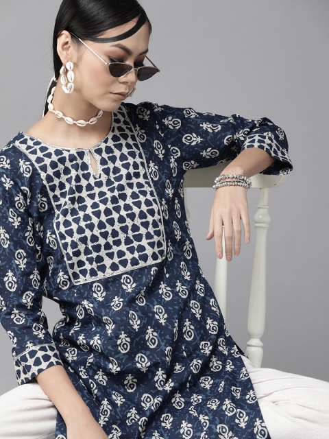 

Indo Era Women Navy Blue & Off-White Printed Indigo Straight Kurta