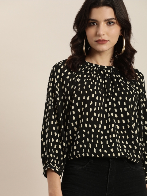 

all about you Black & Off White Puff Sleeve Regular Top