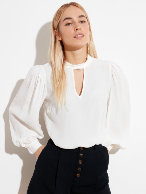 

Trendyol Women White Keyhole Neck Puff Sleeves Top