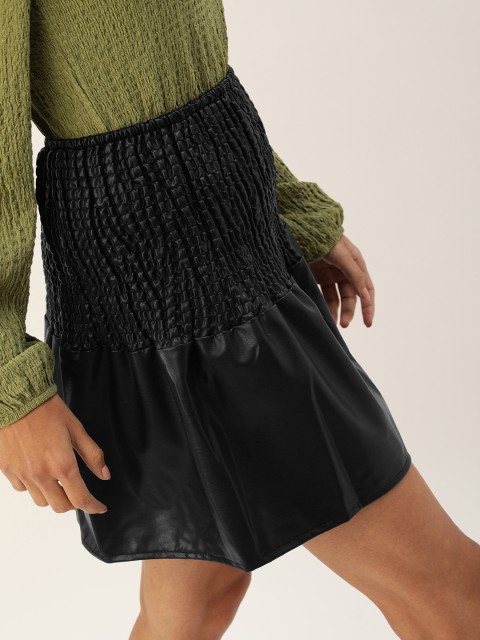 

Trendyol Women Black Solid A-line Mini Skirt
