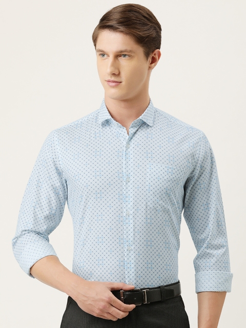 

Peter England Men Blue Nuvo Fit Checked Formal Shirt
