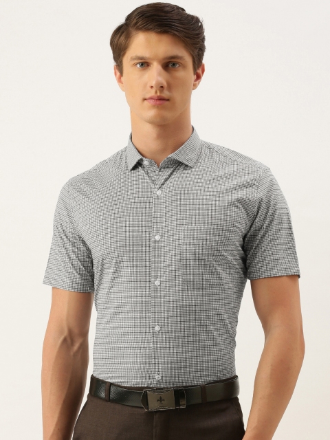 

Peter England Men Grey & White Slim Fit Checked Formal Shirt