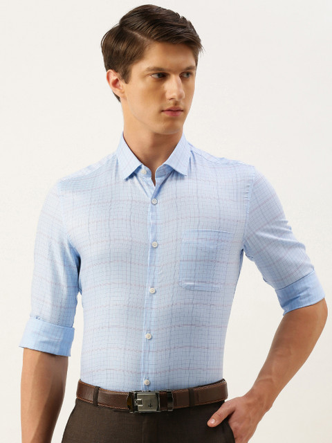 

Peter England Men Blue Regular Fit Checked Formal Shirt