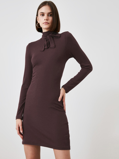 

TRENDYOL COLLECTION Women Burgundy Solid Sheath Dress