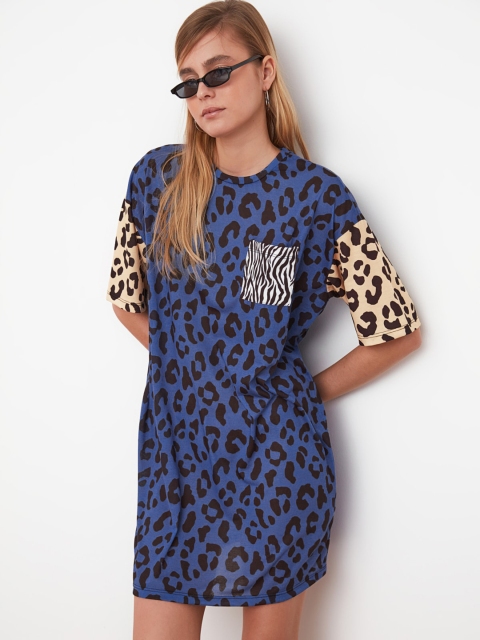 

TRENDYOL COLLECTION Women Blue & Black Animal Print Sheath Dress