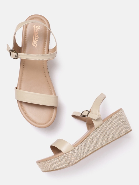 

Roadster Beige Solid Wedges