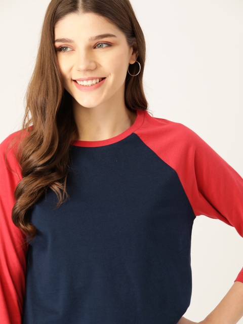 

DressBerry Women Navy Blue & Red Pure Cotton Solid Round Neck T-shirt