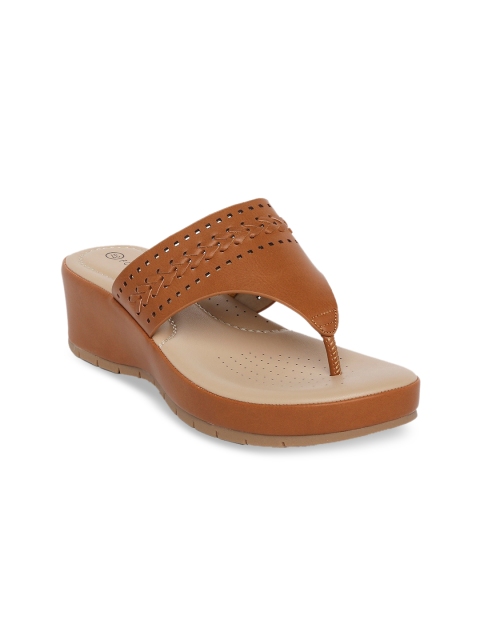 

Forever Glam by Pantaloons Women Tan Solid Sandals