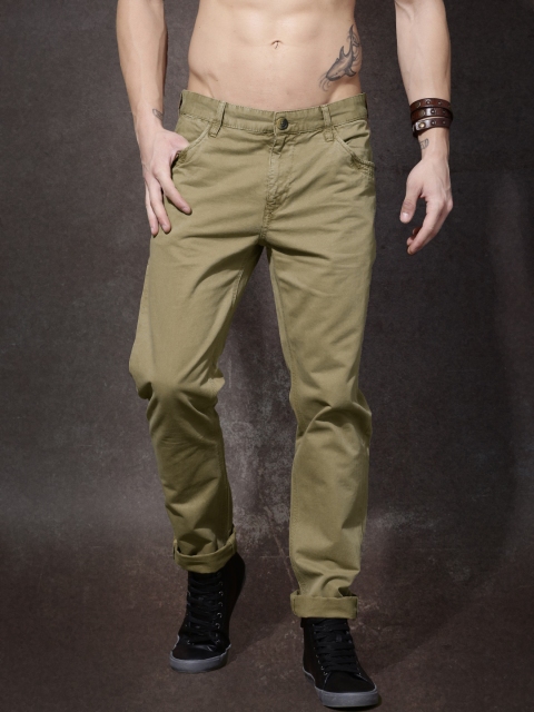 

Roadster Men Khaki Solid Flat-Front Trousers
