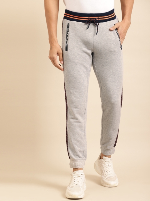 

United Colors of Benetton Men Grey Melange Solid Joggers