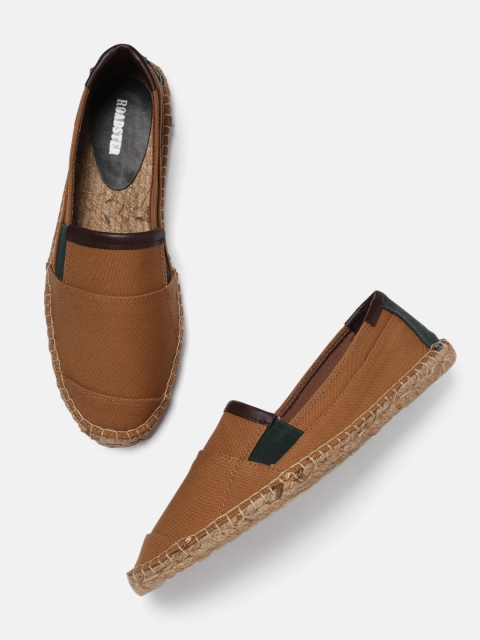 

Roadster Men Brown Textured Espadrilles