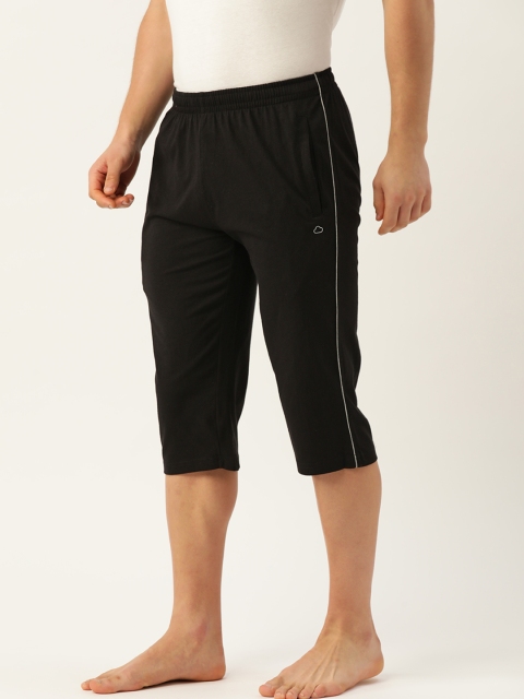 

Sweet Dreams Men Black Solid 3/4th Lounge Pants