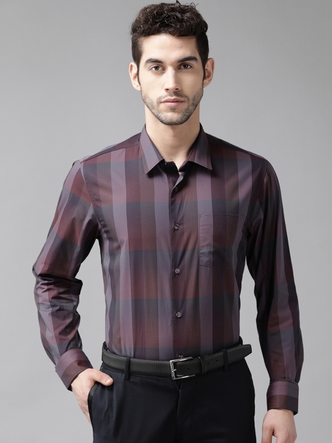 

Blackberrys Men Burgundy & Mauve Slim Fit Checked Formal Shirt