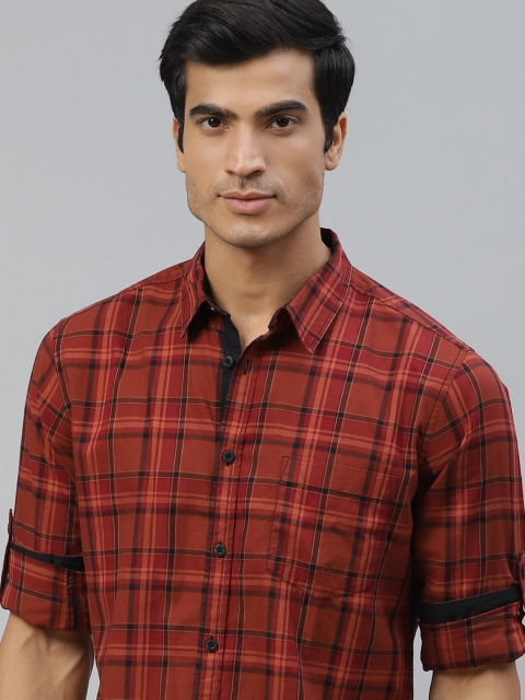 

Roadster Men Rust Orange Cotton Regular Fit Checked Casual Shirt