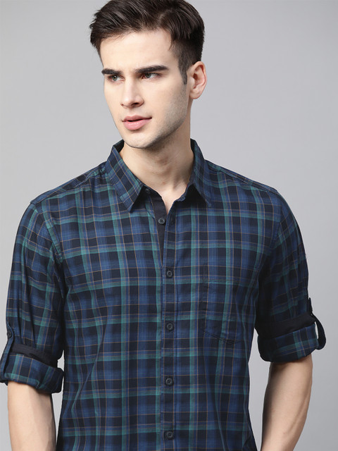 

Roadster Men Blue Pure Cotton Checked Casual Shirt