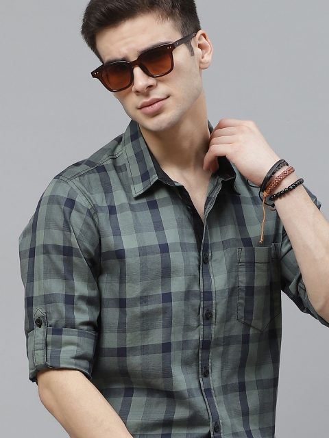 

Roadster Men Grey & Navy Blue Regular Fit Checked Pure Cotton Casual Shirt