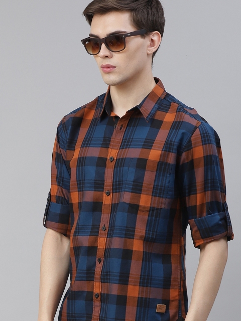

Roadster Men Blue & Orange Regular Fit Checked Pure Cotton Casual Shirt