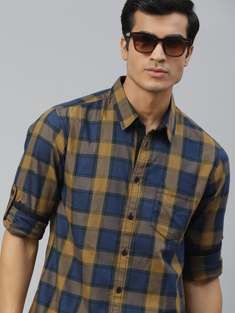 

Roadster Men Blue & Mustard Yellow Cotton Regular Fit Checked Casual Shirt