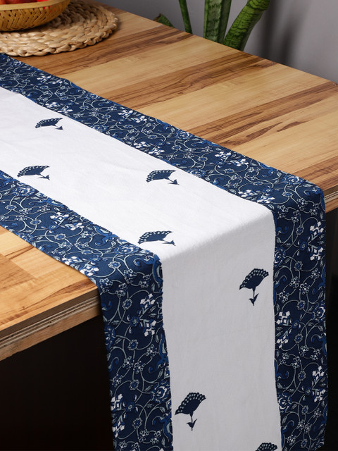 

House of Pataudi White & Navy Blue Ethnic Motifs Print Cotton Table Runner