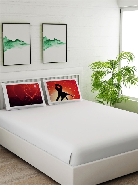 

Salona Bichona White & Red Solid 180 TC Cotton 1 King Bedsheet with 2 Pillow Covers