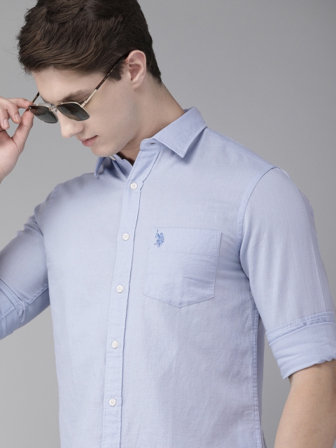 

U.S. Polo Assn. Men Blue Tailored Fit Solid Casual Cotton-Linen Shirt