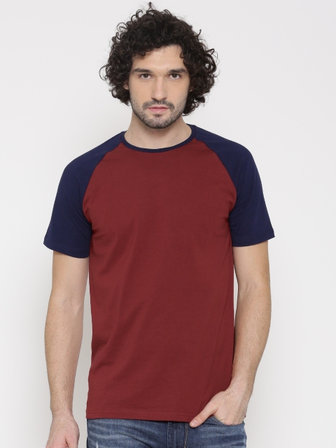 

Highlander Maroon T-shirt