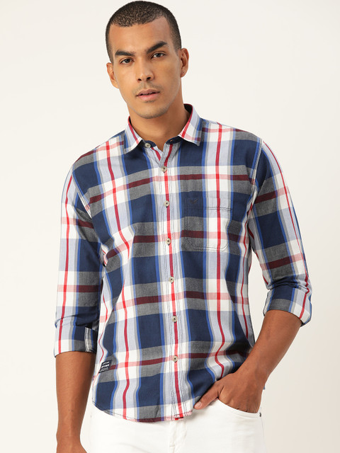 

RED & BLUE Men Navy Blue & White Pure Cotton Regular Fit Checked Casual Shirt