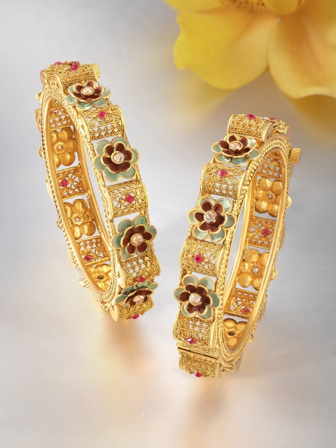 

Peora Set of 2 Gold-Plated Floral Traditional Bangles
