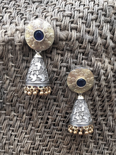 

Peora Gold-Toned Silver-Plated Dome Shaped Jhumkas