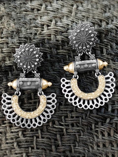 

Peora Silver-Plated Oxidised Classic Chandbalis