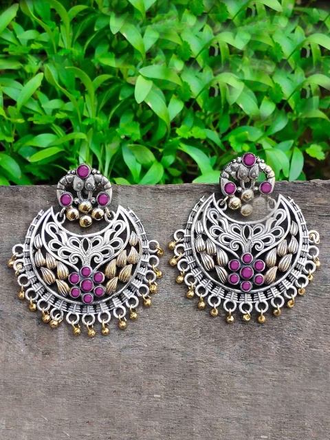 

Peora Gold-Toned & Silver-Plated Crescent Shaped Drop Earrings
