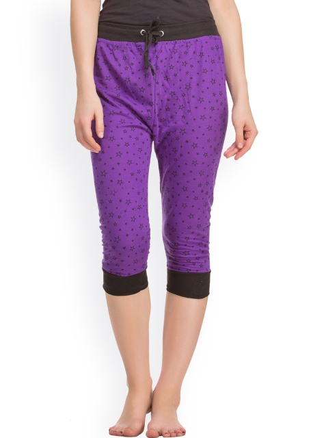 

Clovia Purple Printed Slim Fit Sleep Capris LB0024P15O