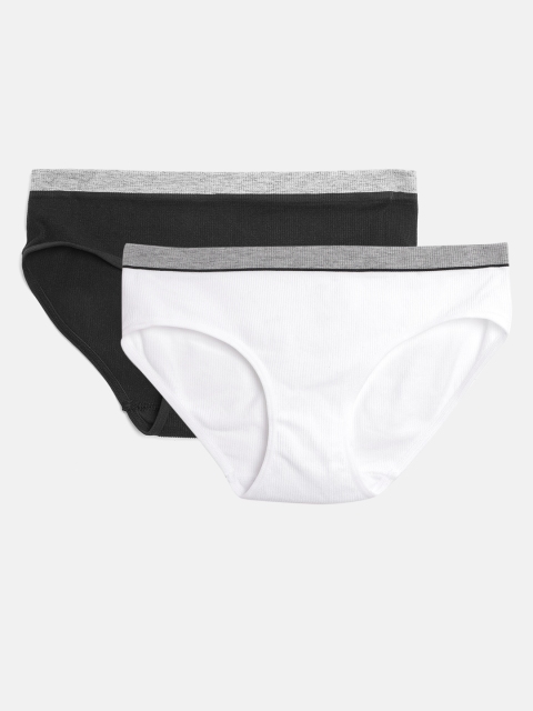 

Marks & Spencer Girls Pack of 2 Ribbed Basic Briefs, Black