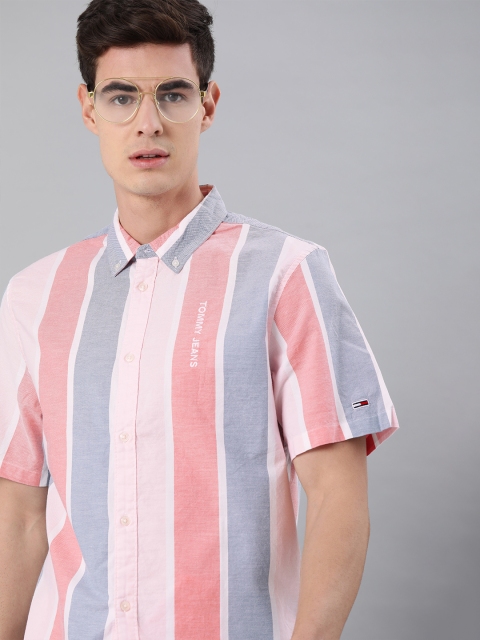 

Tommy Hilfiger Men Pink & Grey Regular Fit Striped Casual Shirt