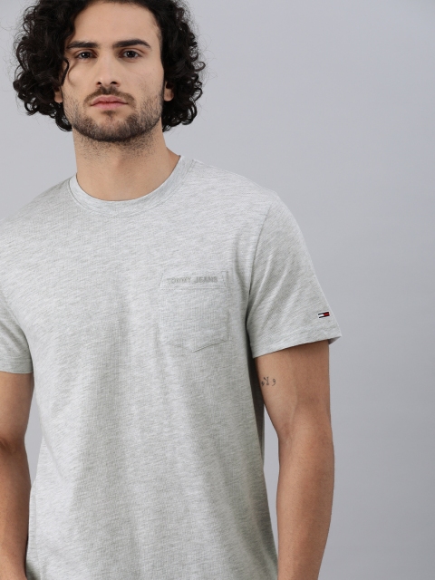

Tommy Hilfiger Men Grey Melange Solid Round Neck T-shirt