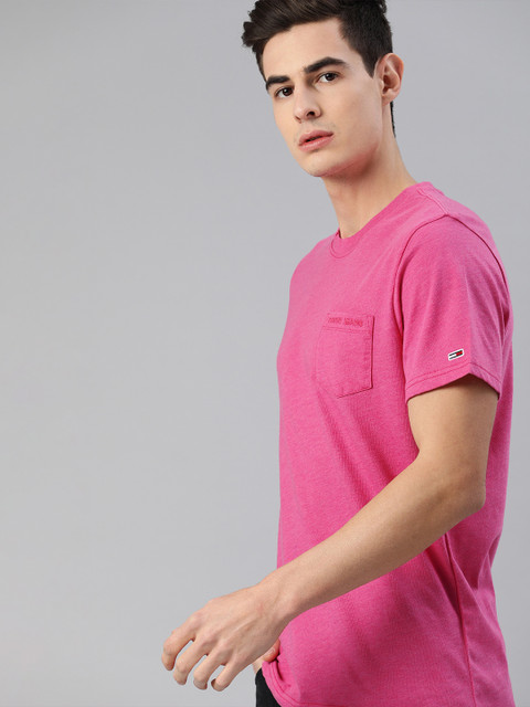 

Tommy Hilfiger Men Pink Solid Round Neck T-shirt with Pocket