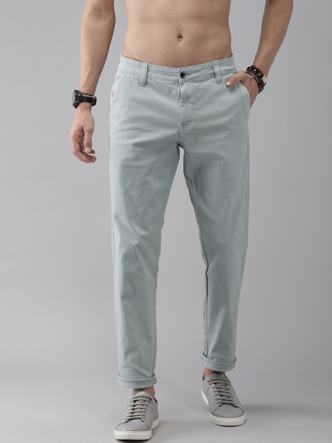 

Roadster Men Grey Slim Fit Chinos