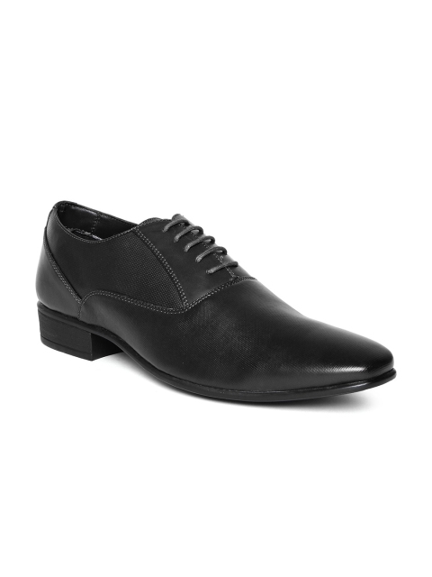 

Franco Leone Men Black Textured Formal Shoes