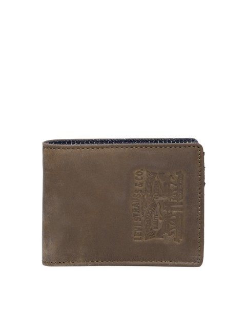

Levi's Men Brown Leather Wallet
