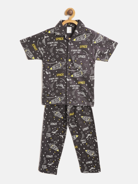 

NAUTI KIDZ Boys Charcoal Grey & White Printed Pure Cotton Night suit